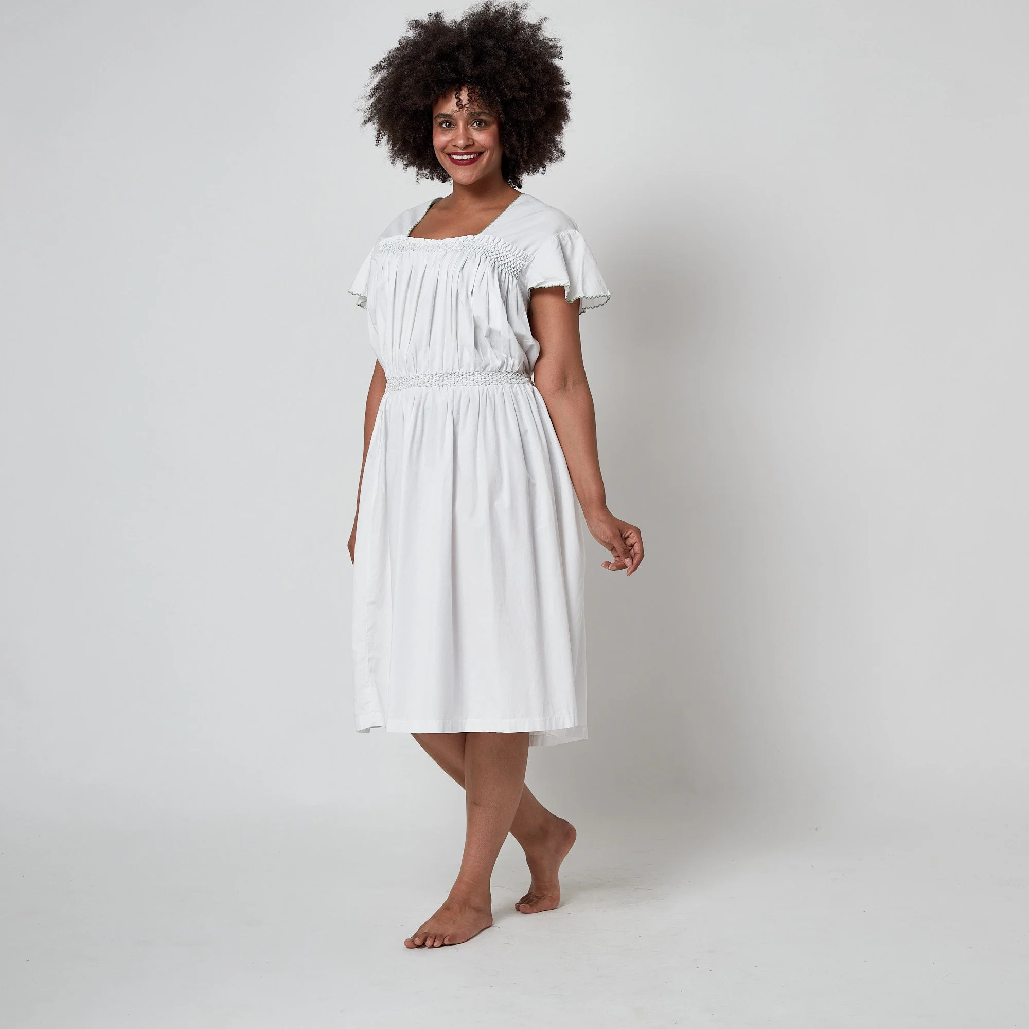 1950s White Cotton Smocked Dress with Tie Back - Image 14