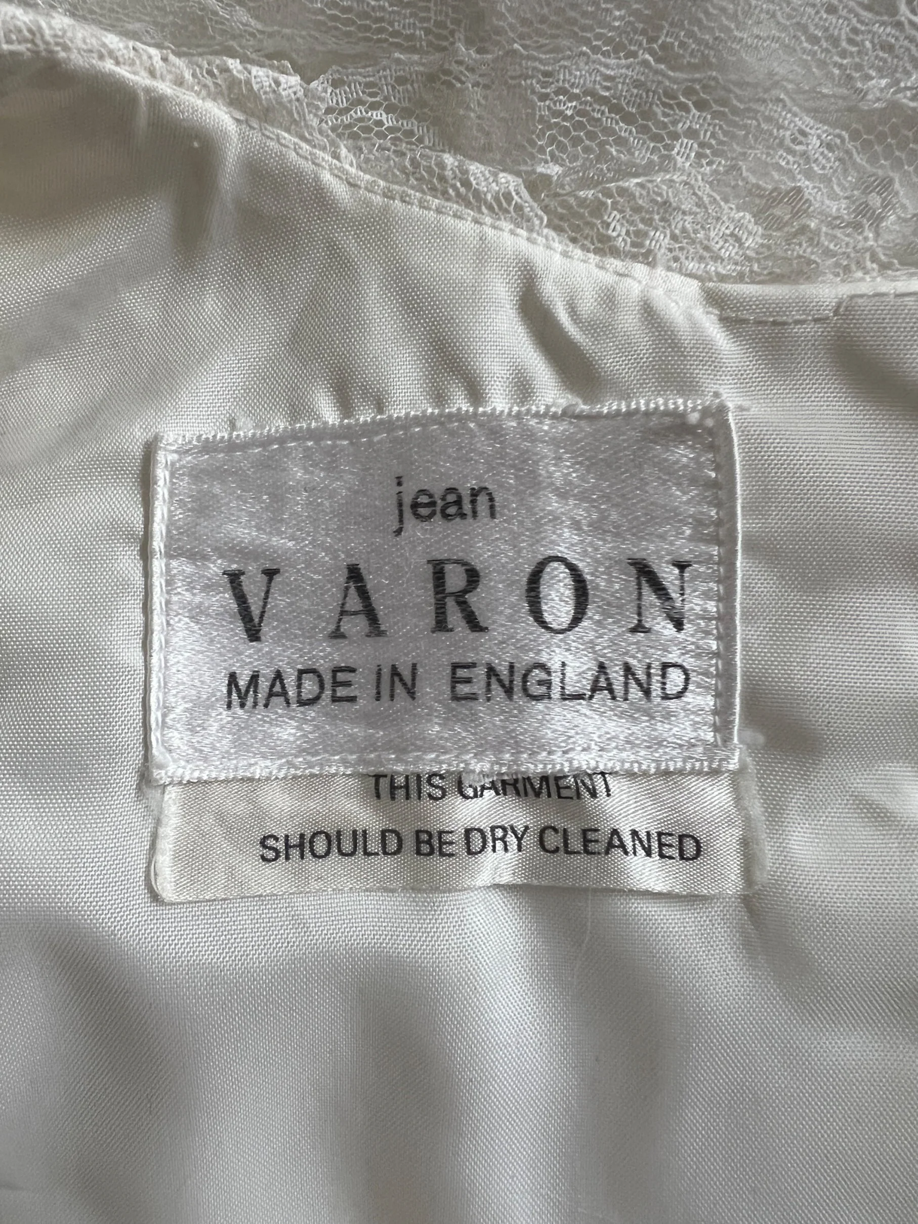 1960s Jean Varon White Sleeveless Ruffle Lace Dress - Image 15