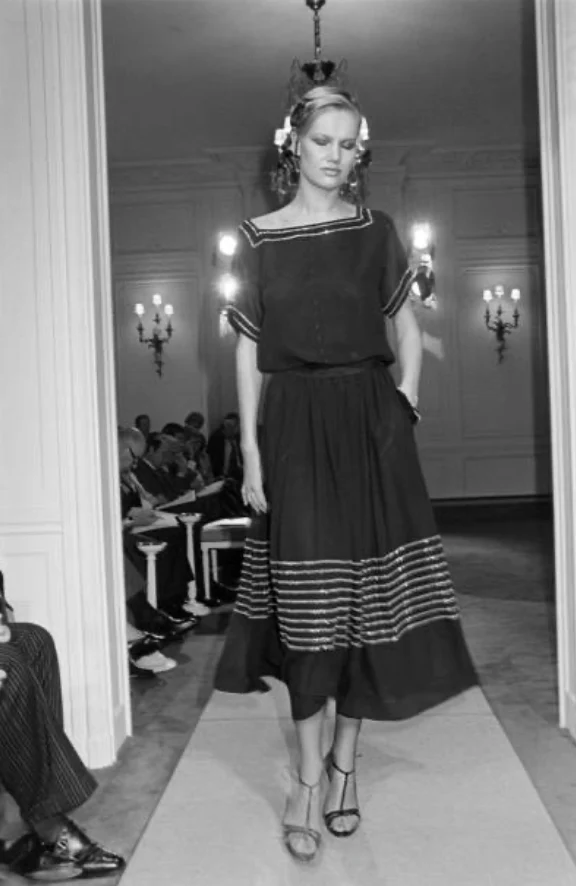 1970s Christian Dior Butterscotch Silk Sequin Trimmed Midi Dress - Image 9