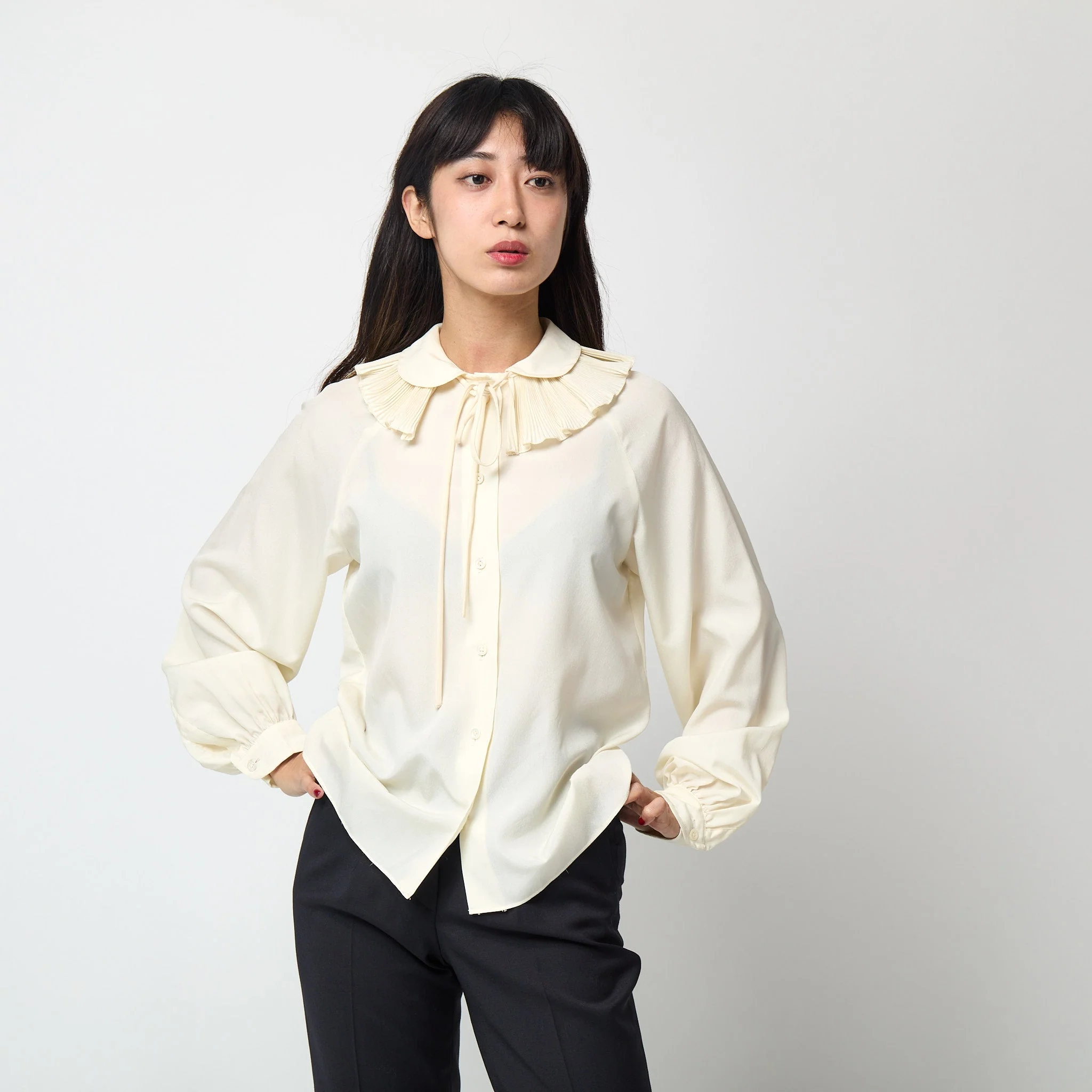 1970s Zandra Rhodes Cream Blouse with Removable Ruffle Collar - Image 24