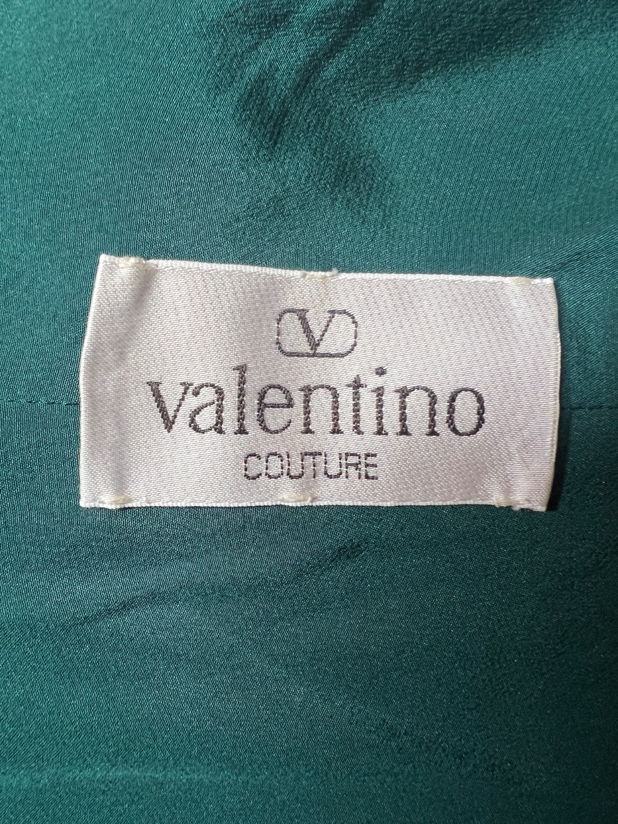 1983 Valentino Haute Couture Emerald Green Velvet and Wool Dress - Image 5