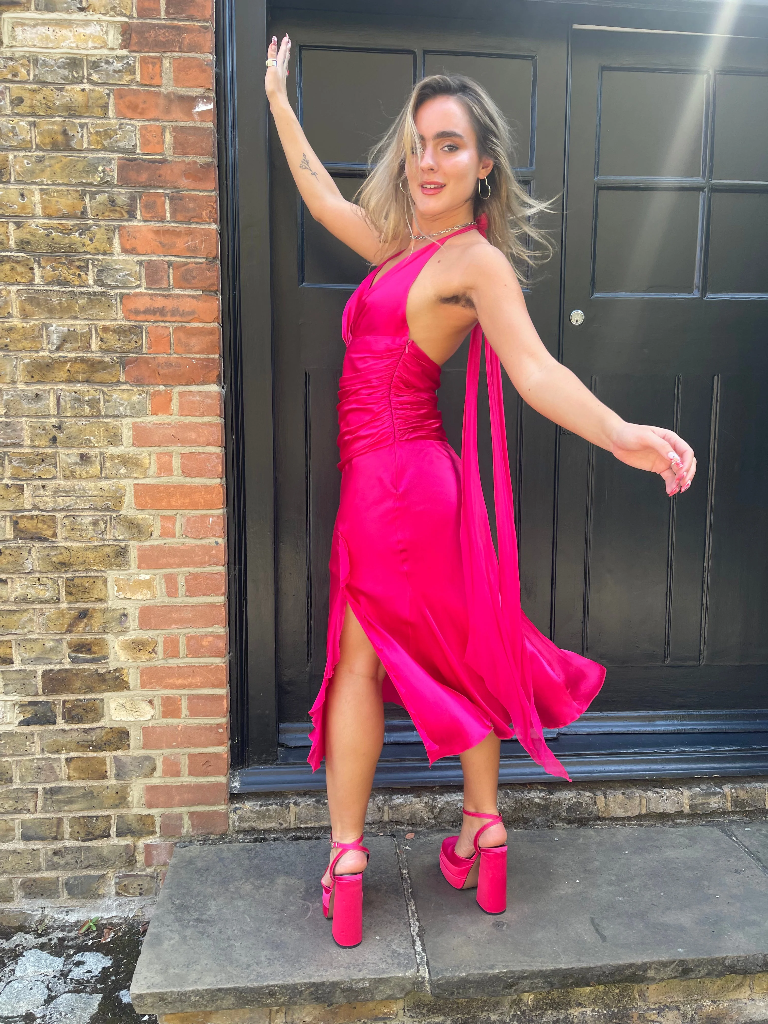 1990s Fuchsia Silk Halter-Neck Midi Dress - Image 15