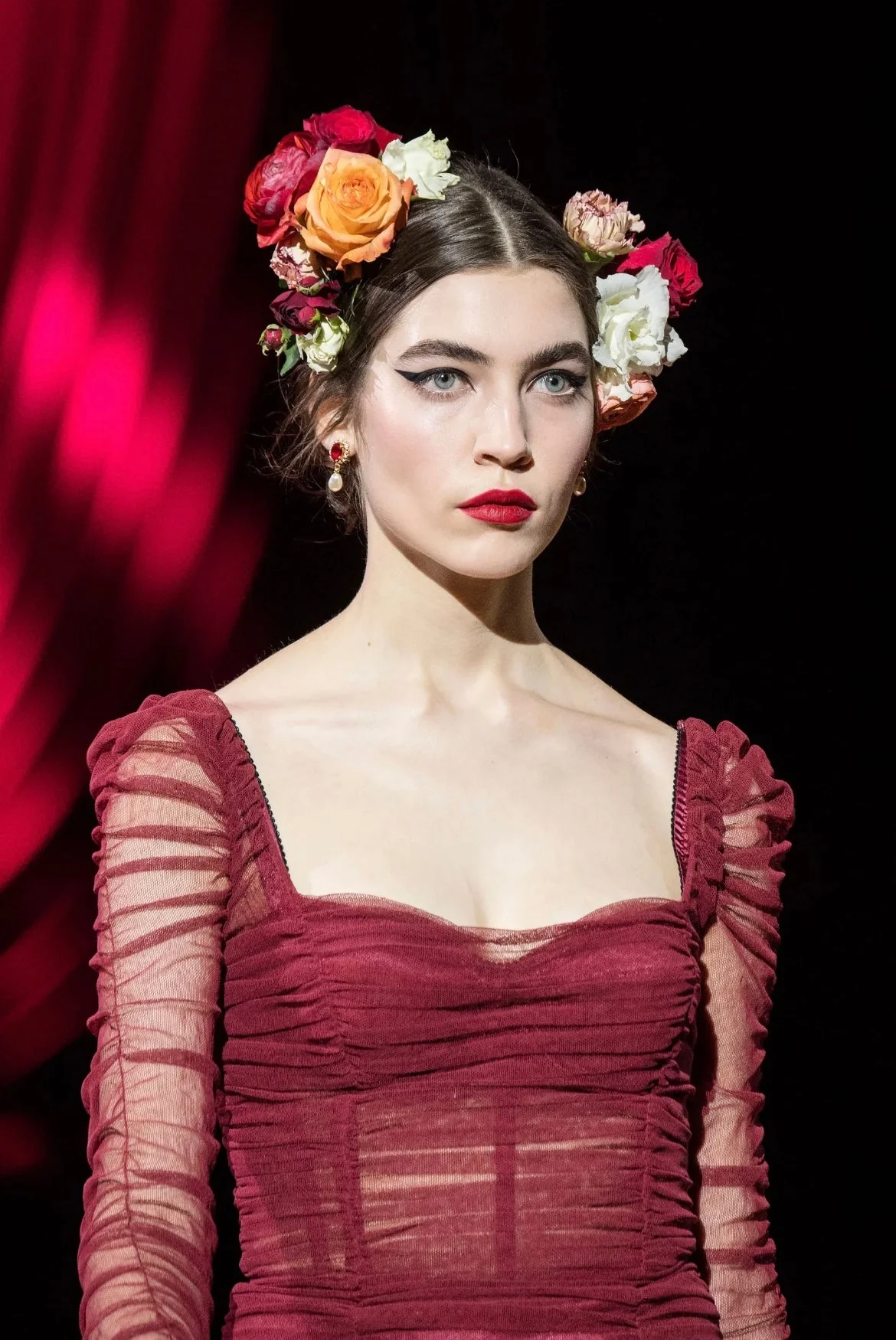 2019 Dolce & Gabbana Runway Documented Red Tulle Corset Midi Dress - Image 6