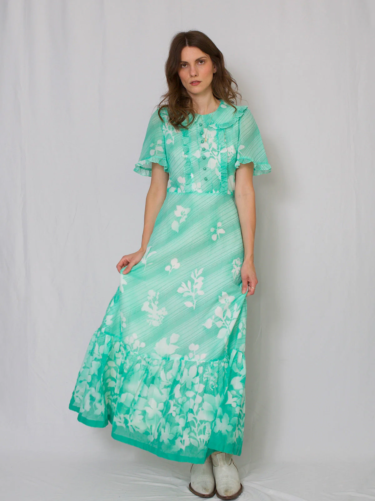 70s vintage boho maxi dress in mint floral cotton - Image 4