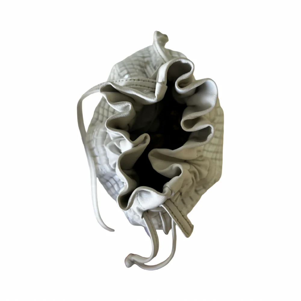 90’s Italian Summer Handbag - Image 3