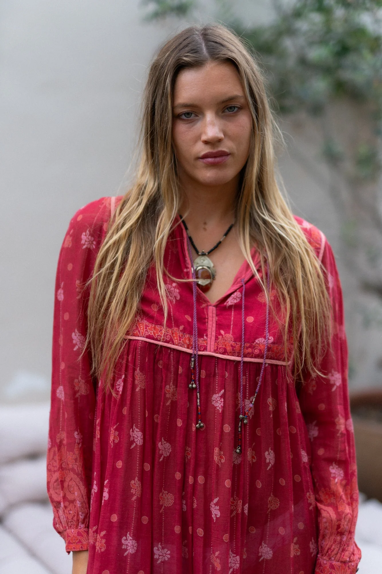 BLACK BEAD PENDANT - Image 3