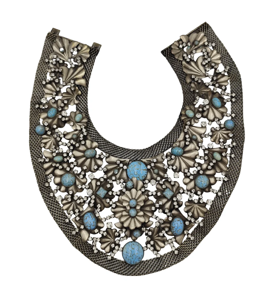 DE LIGUORO MASSIVE SILVER METAL BLUE FLOWERS DESIGN CHEST NECKLACE - Image 4