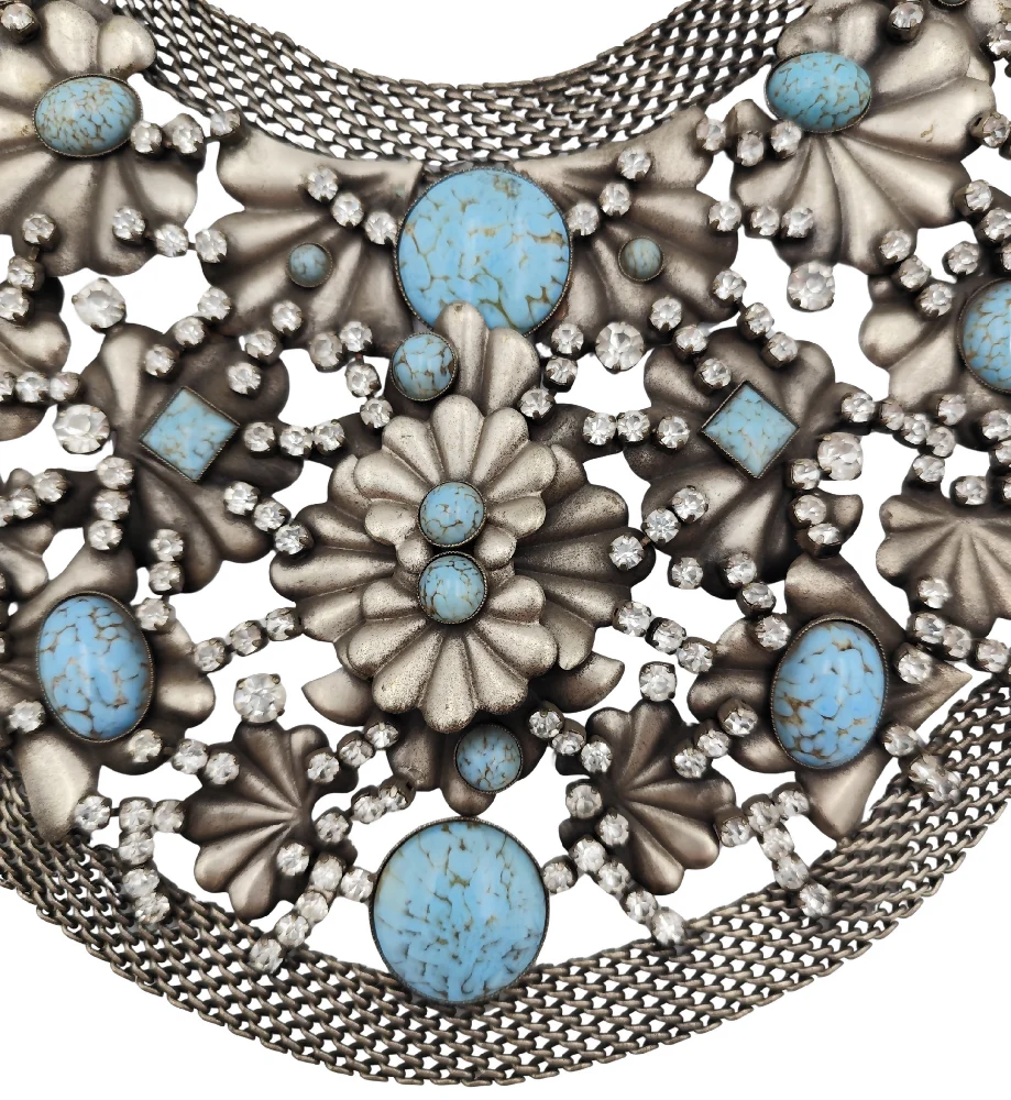 DE LIGUORO MASSIVE SILVER METAL BLUE FLOWERS DESIGN CHEST NECKLACE - Image 6