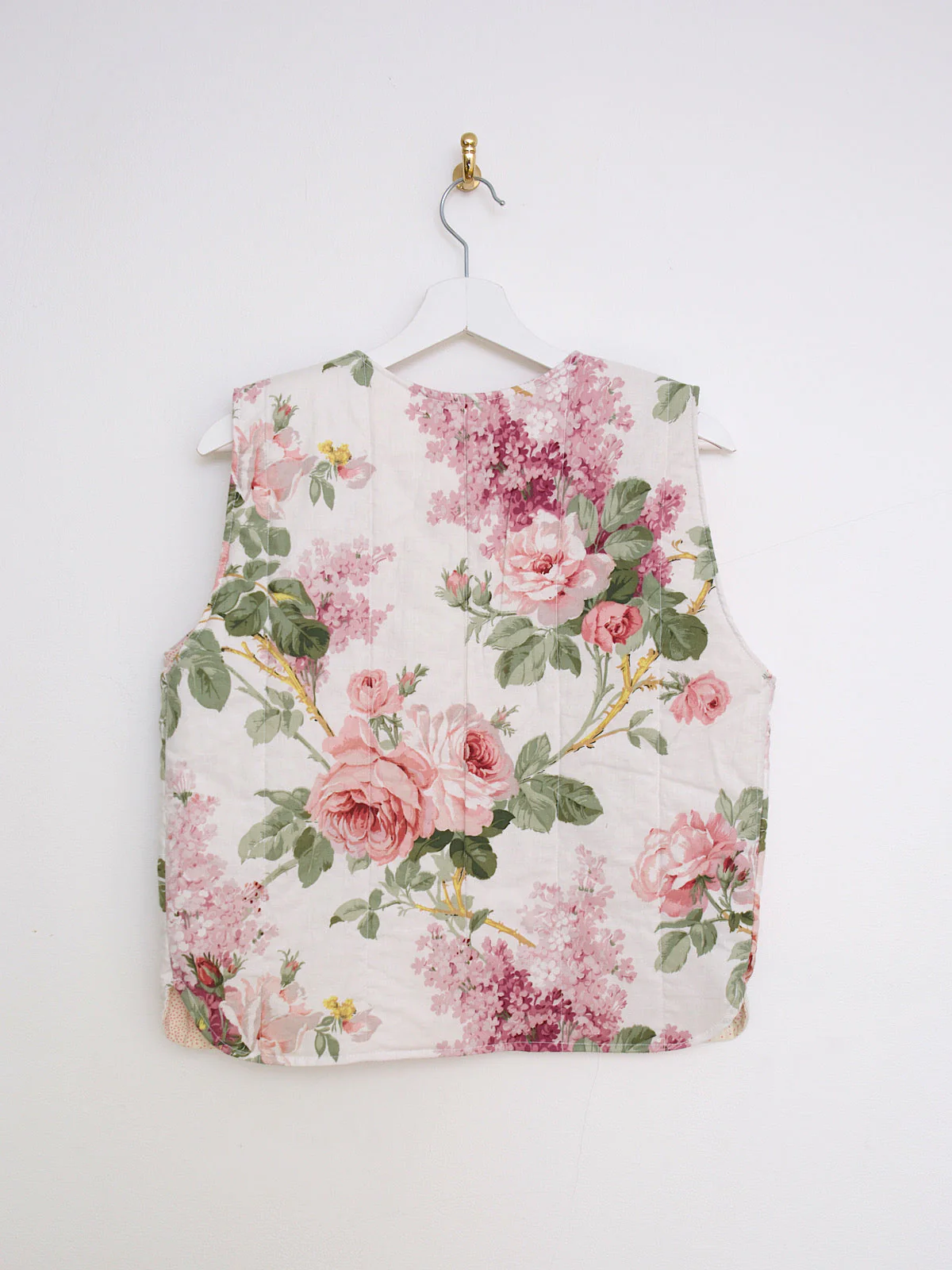 Handcrafted waistcoat with vintage fabric - Image 17