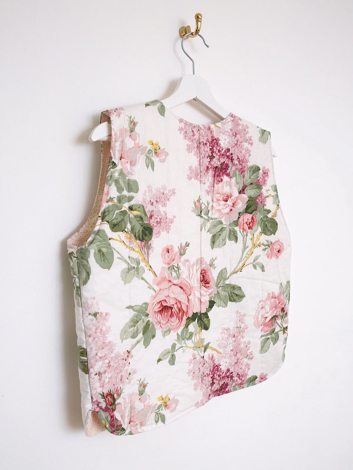 Handcrafted waistcoat with vintage fabric - Image 18
