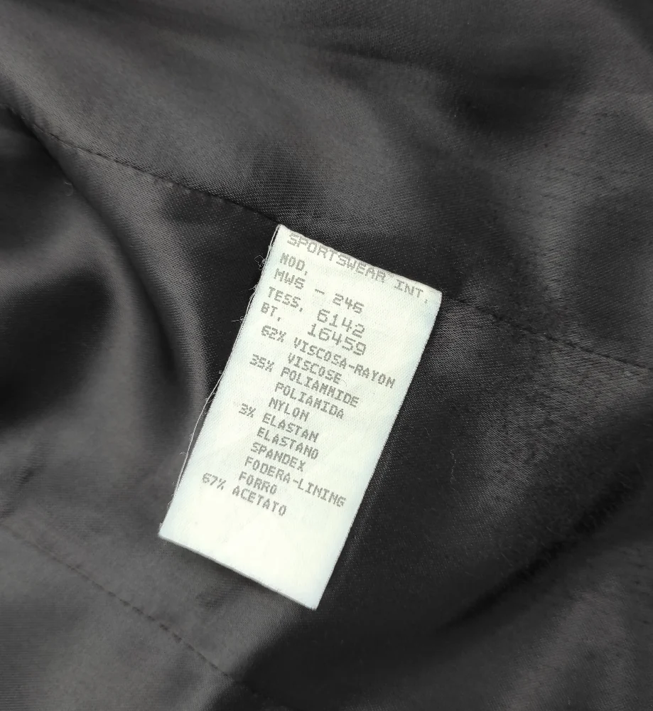 MOSCHINO JEANS "LOVE ALL OVER" PRINT BLACK BLAZER - Image 10