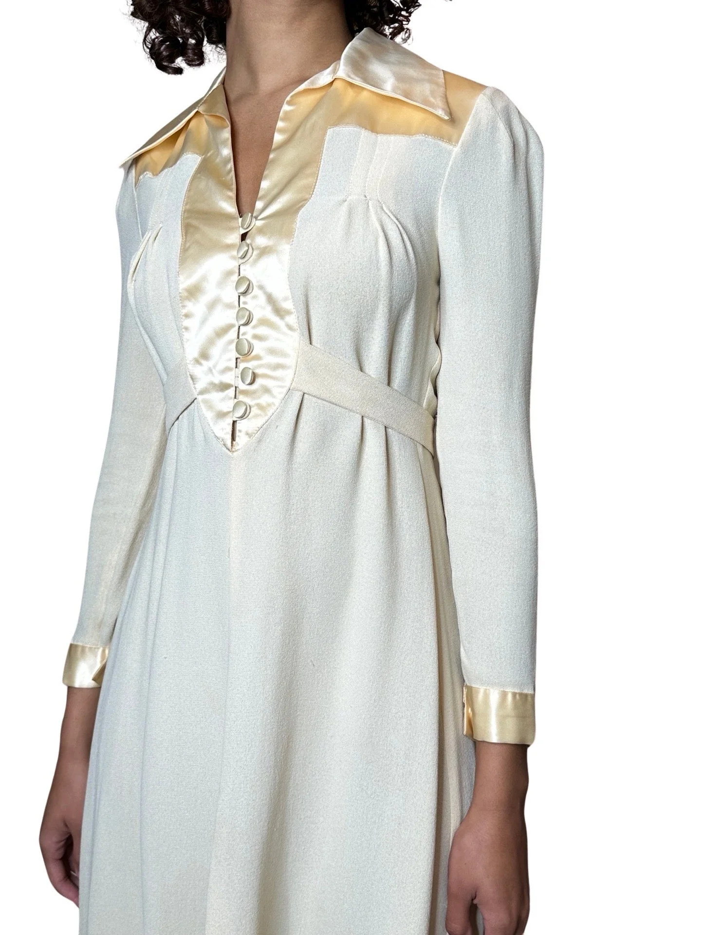 1970'S Gorgeous Vintage Cream Moss Crepe Wedding Dress Uk 8 - 12 - Image 10