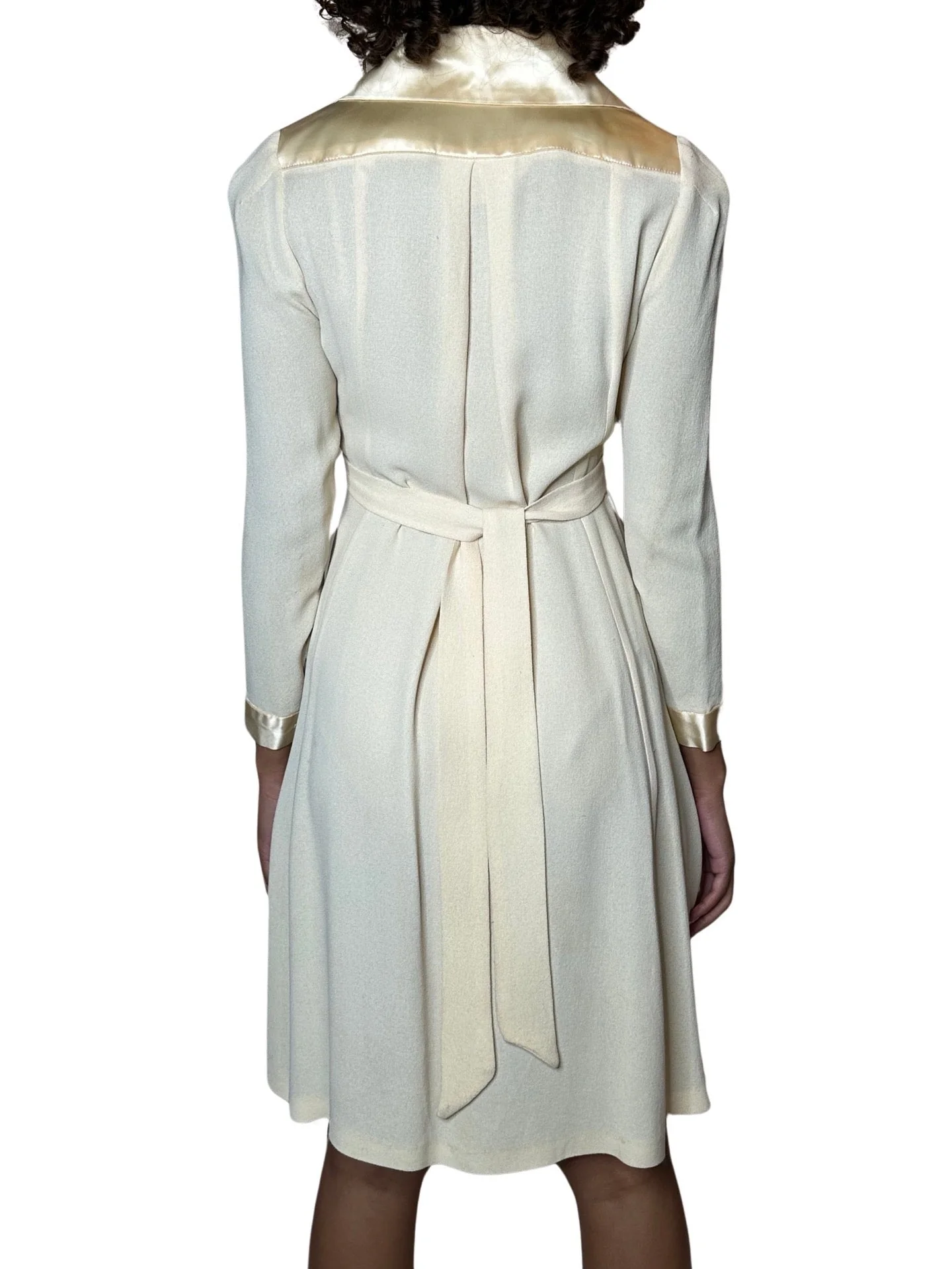 1970'S Gorgeous Vintage Cream Moss Crepe Wedding Dress Uk 8 - 12 - Image 11