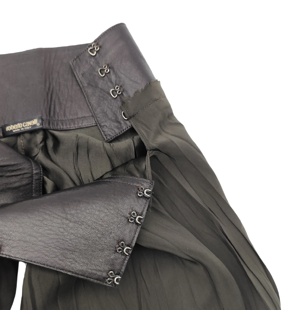 ROBERTO CAVALLI 2000s GREEN SILK AND LEATHER SHIRT AND PANTS SET - Image 8